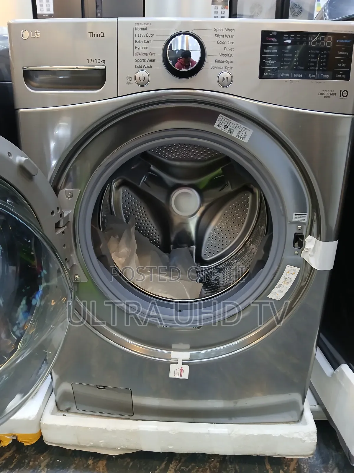 Lg Front Load Washer Dryer. Capacity: 17kg Washing / 10kg Drying.