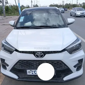 Toyota Raize 2023 White