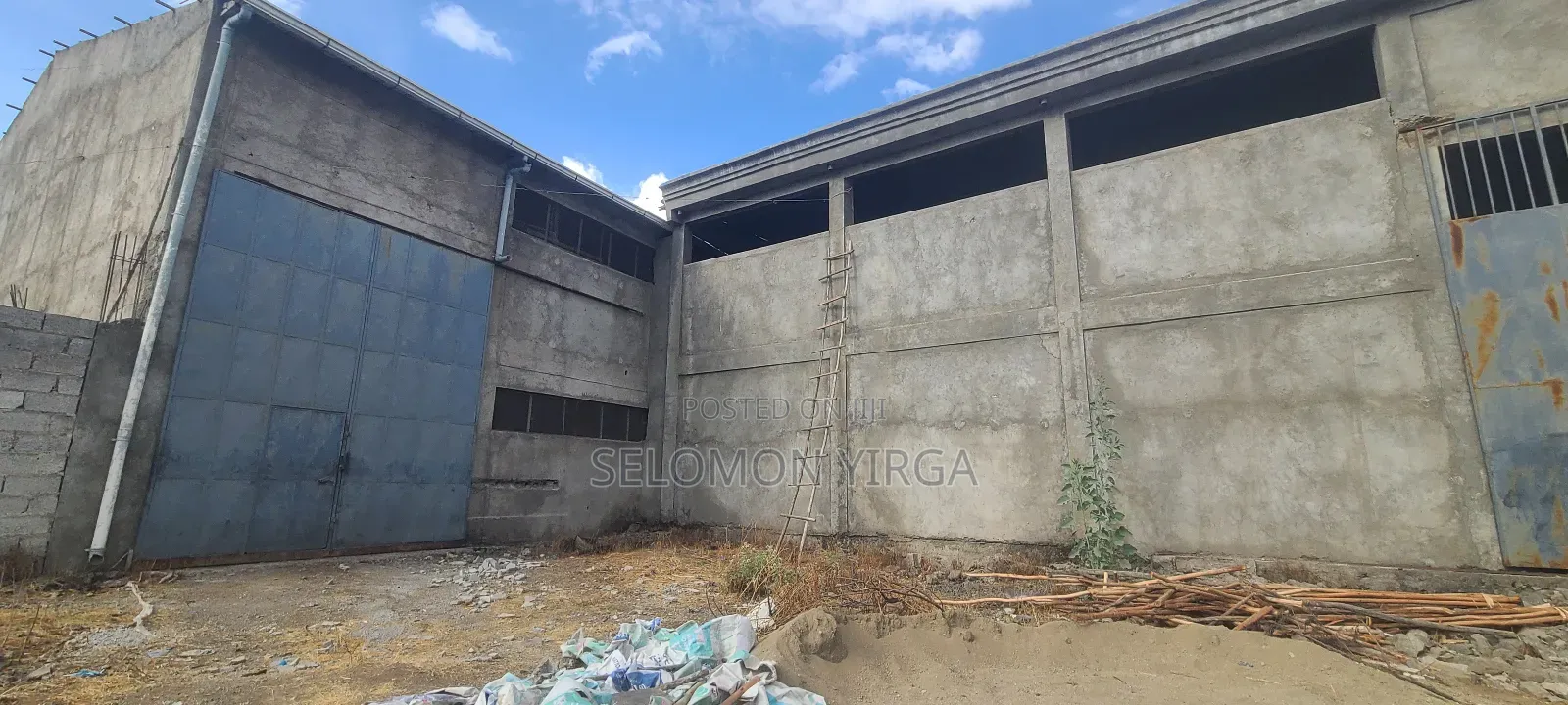 የሚሸጥ መጋዘን ቃሊቲ