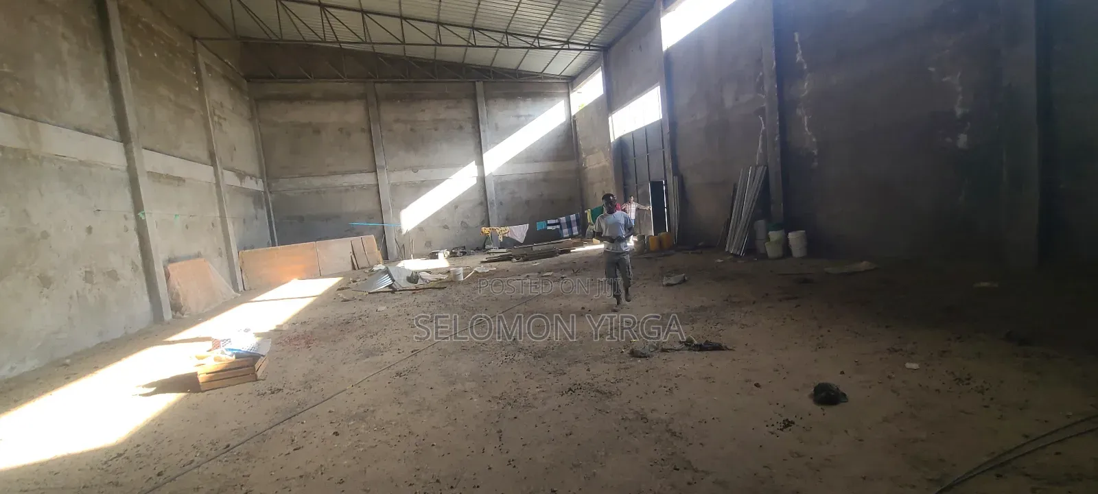 የሚሸጥ መጋዘን ቃሊቲ