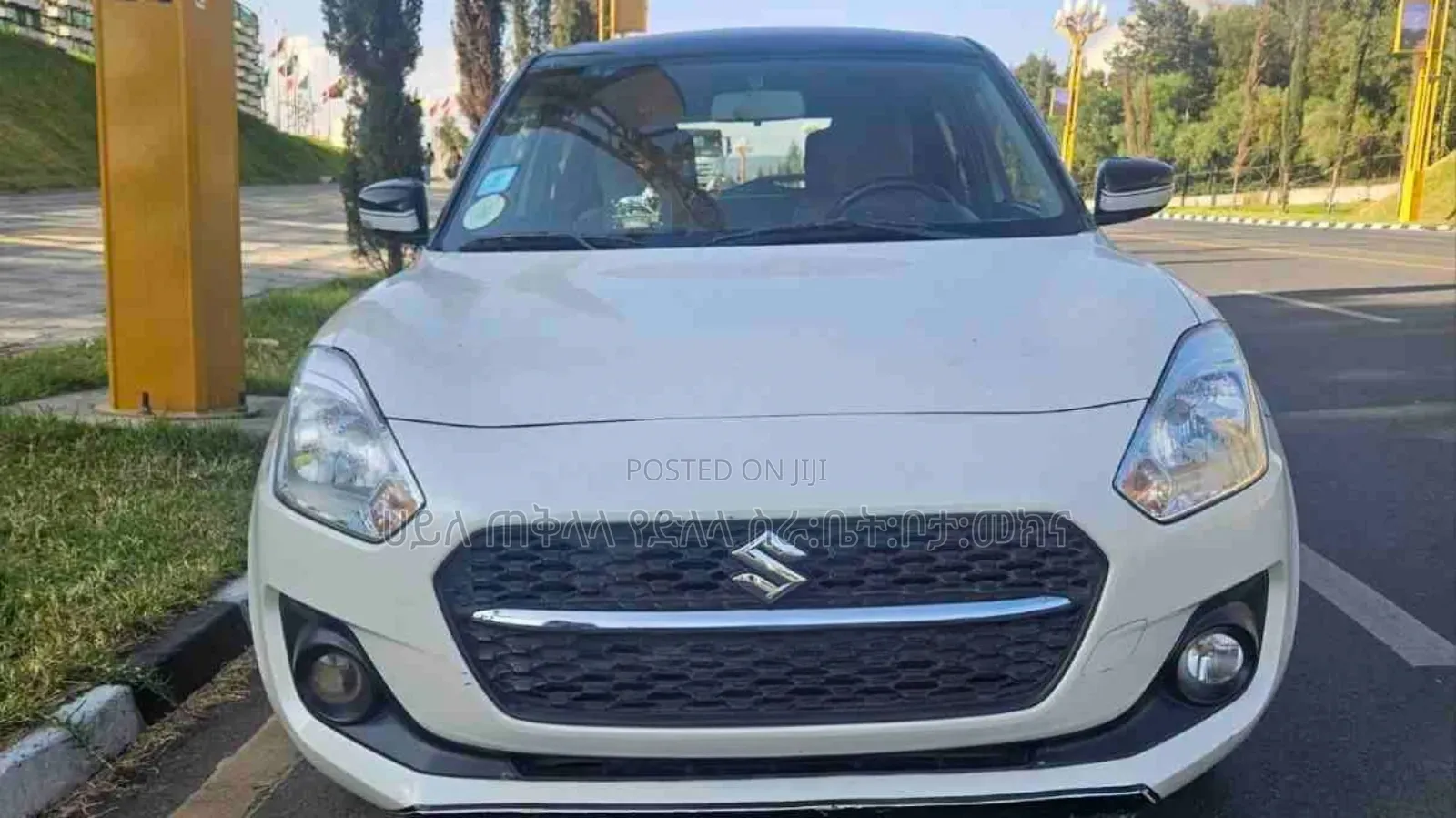 Suzuki Swift 2023 White