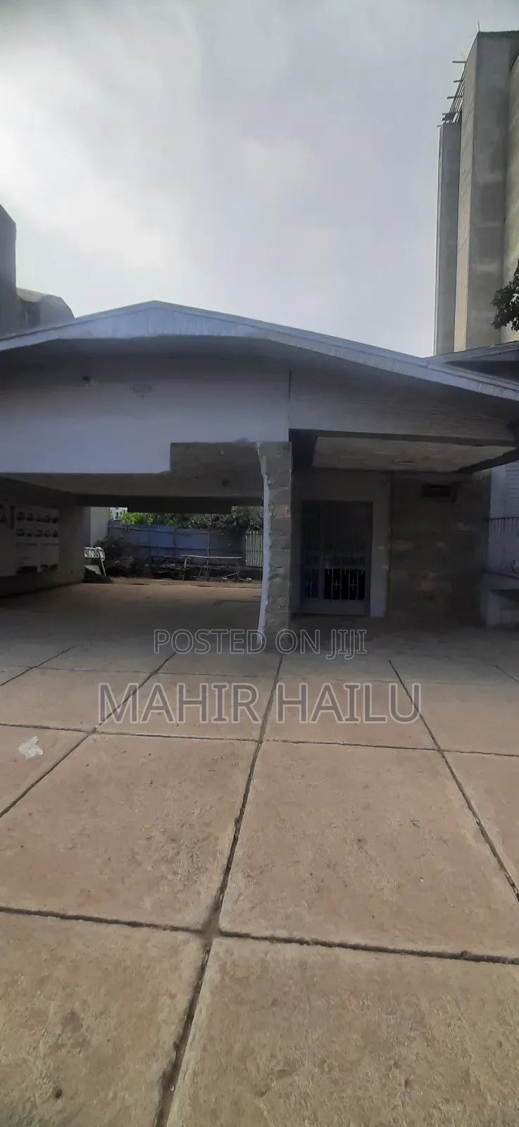 4bdrm House in Real, Bole for rent