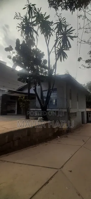 4bdrm House in Real, Bole for rent