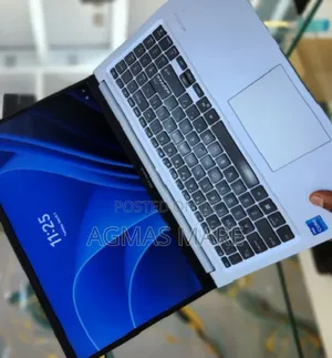 New Laptop Asus VivoBook 15 X505BA 16GB Intel Core i7 SSD 512GB