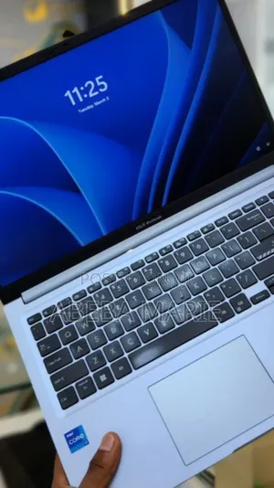 New Laptop Asus VivoBook 15 X505BA 16GB Intel Core i7 SSD 512GB