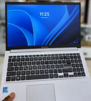 New Laptop Asus Vivobook 16 16GB Intel Core i7 SSD 512GB
