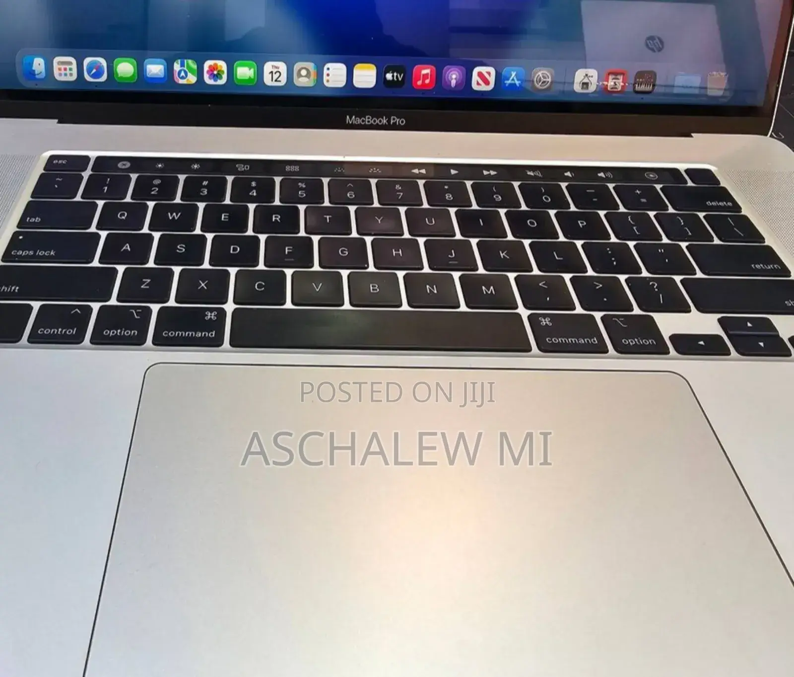 New Laptop Apple MacBook Pro 2019 16GB Intel Core i7 SSD 512GB