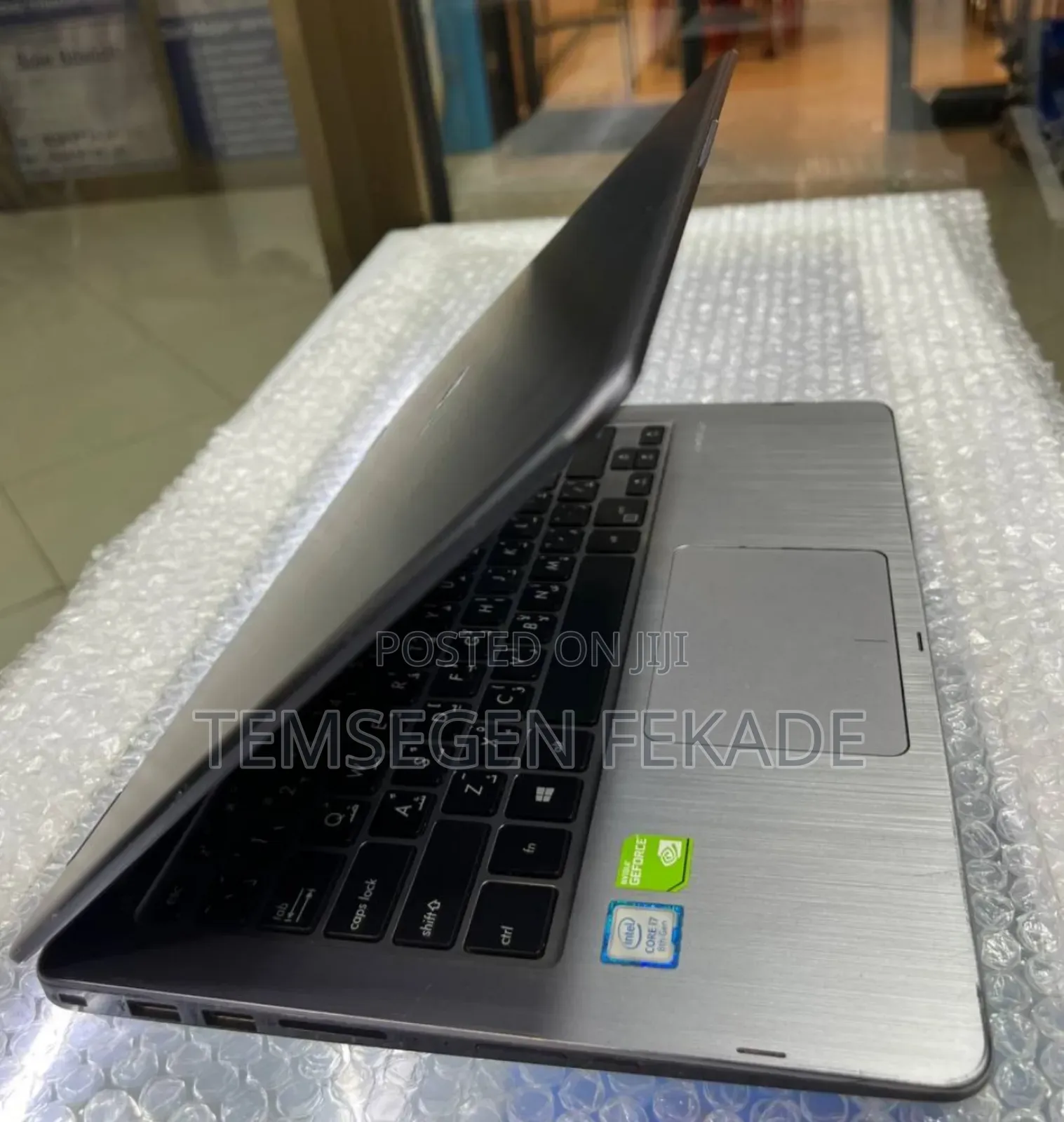 New Laptop Asus VivoBook Flip 14 TP401CA 8GB Intel Core i7 SSD 1T