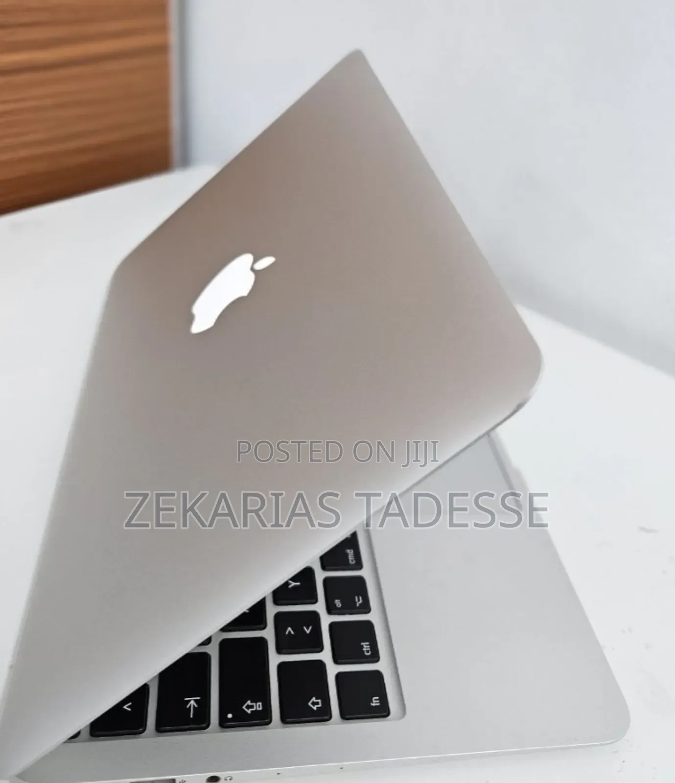 New Laptop Apple MacBook Air 2014 4GB Intel Core i5 SSD 256GB