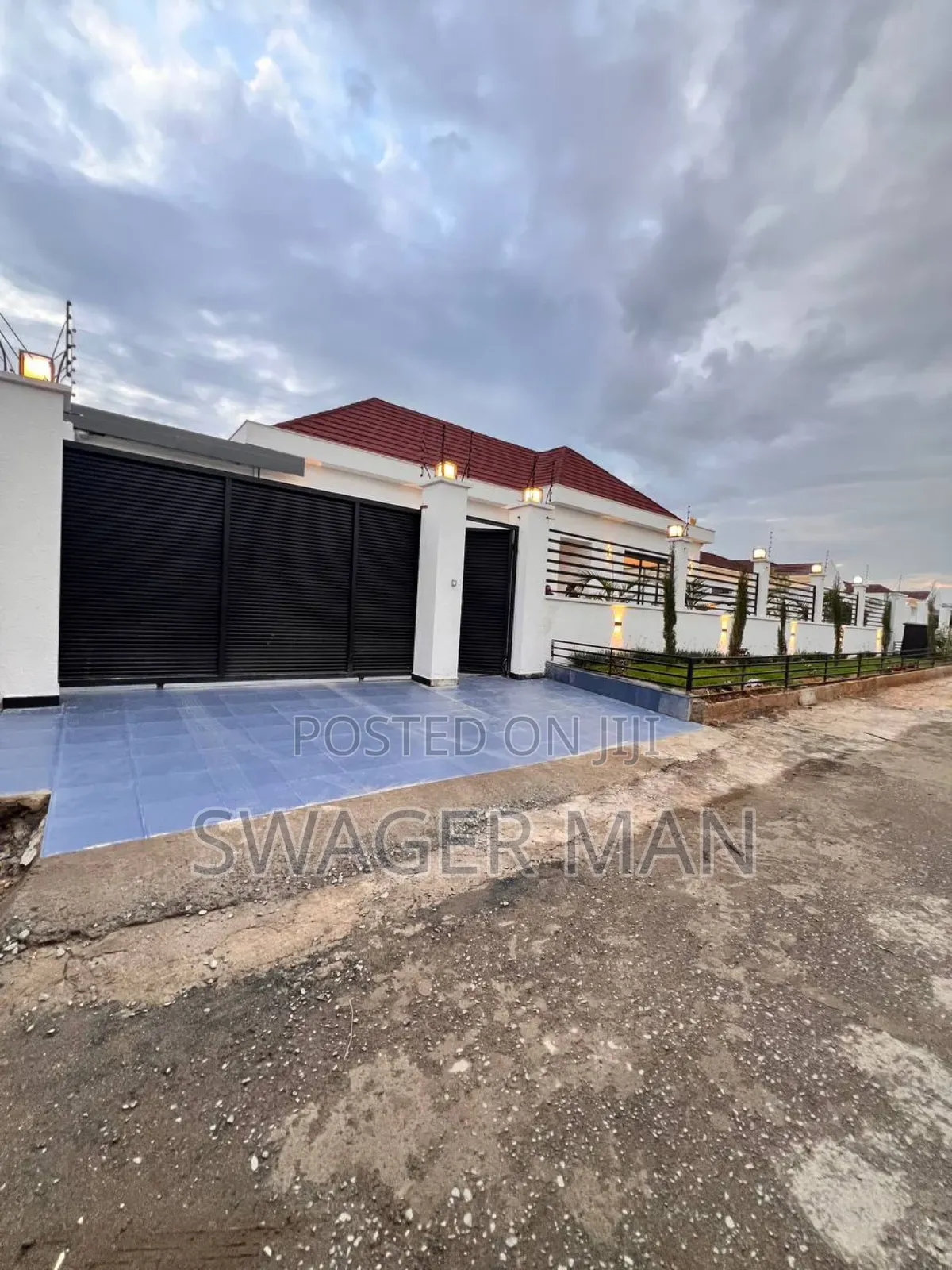 Furnished 6bdrm Villa in Ropak Real State, Yeka for sale