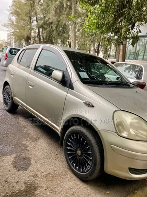 Toyota Vitz 2004