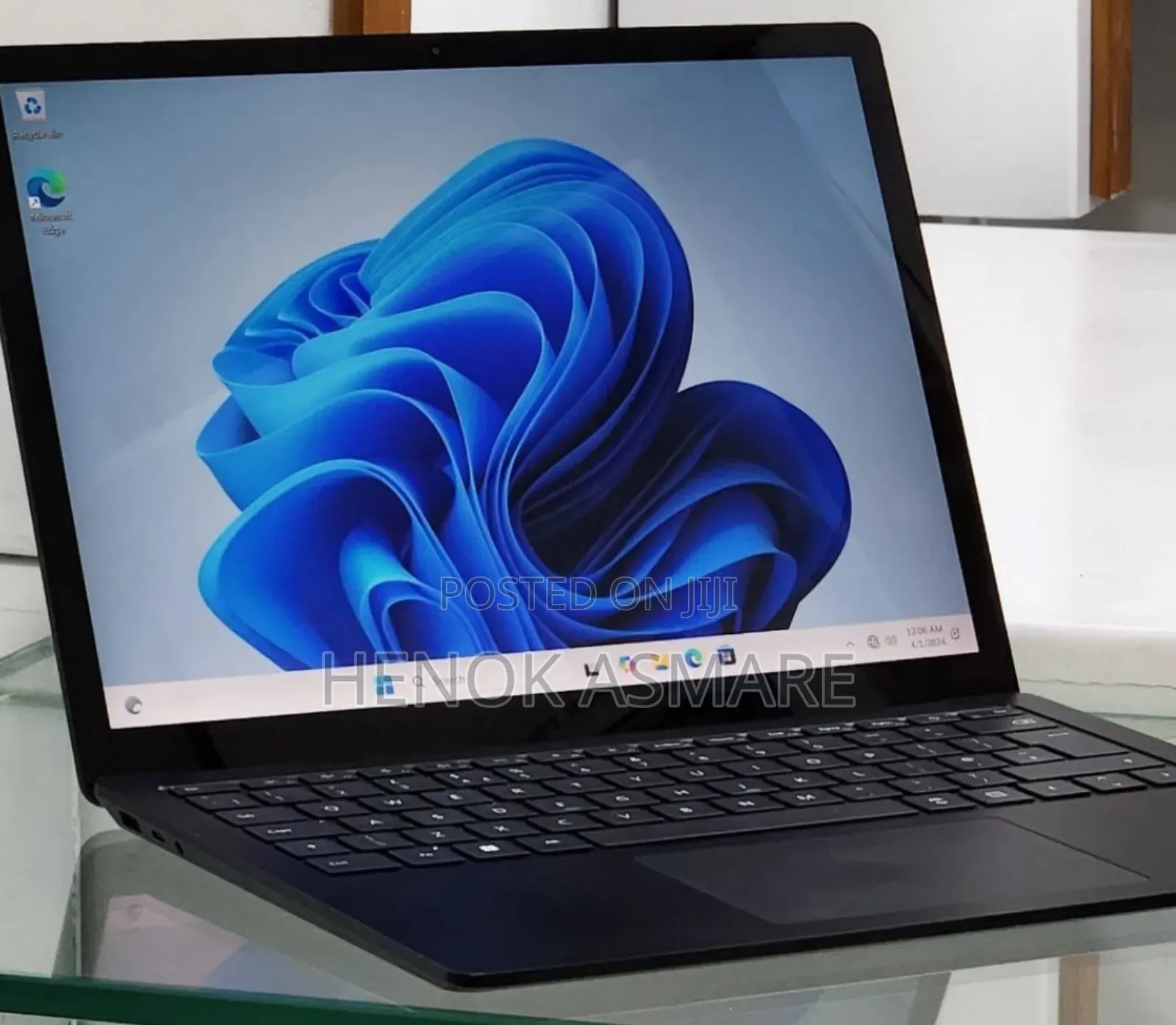 New Laptop Microsoft Surface 16GB Intel Core i7 SSD 512GB