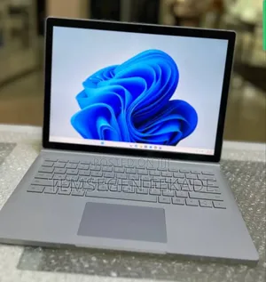 New Laptop Microsoft Surface Book 3 16GB Intel Core i7 SSD 256GB