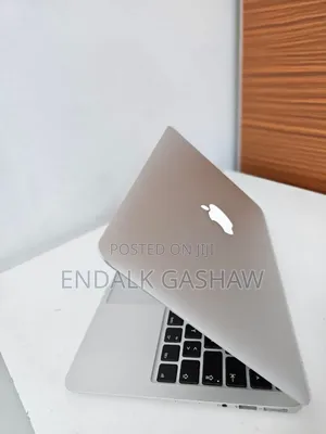 New Laptop Apple MacBook Air 2014 4GB Intel Core i5 SSD 256GB