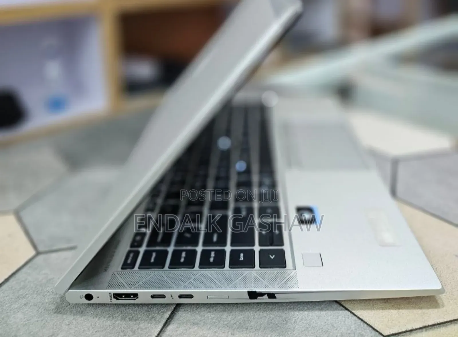 New Laptop HP EliteBook 840 G8 16GB Intel Core i7 SSD 512GB