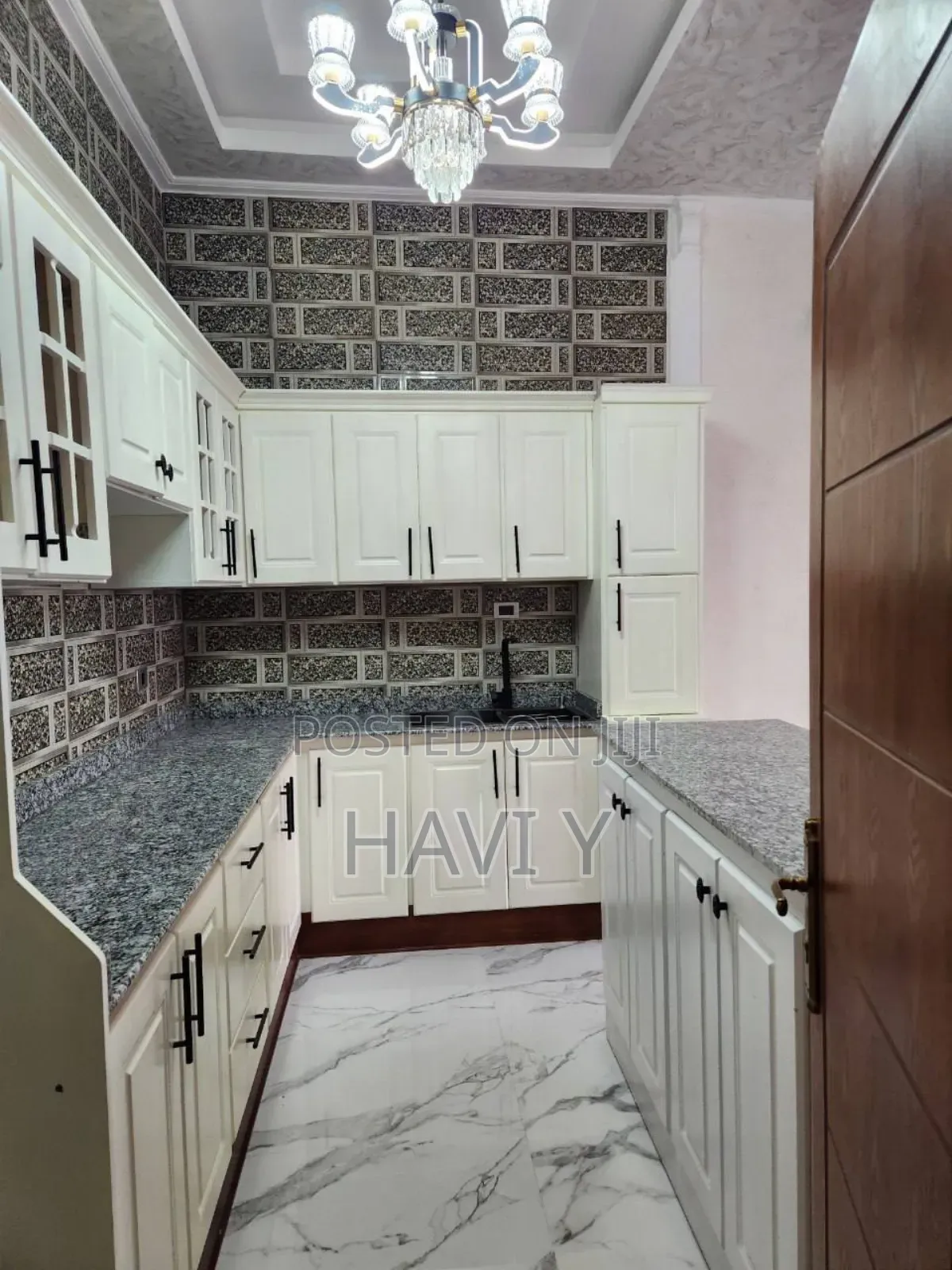 Furnished 8bdrm House in Akaky Kaliti for sale