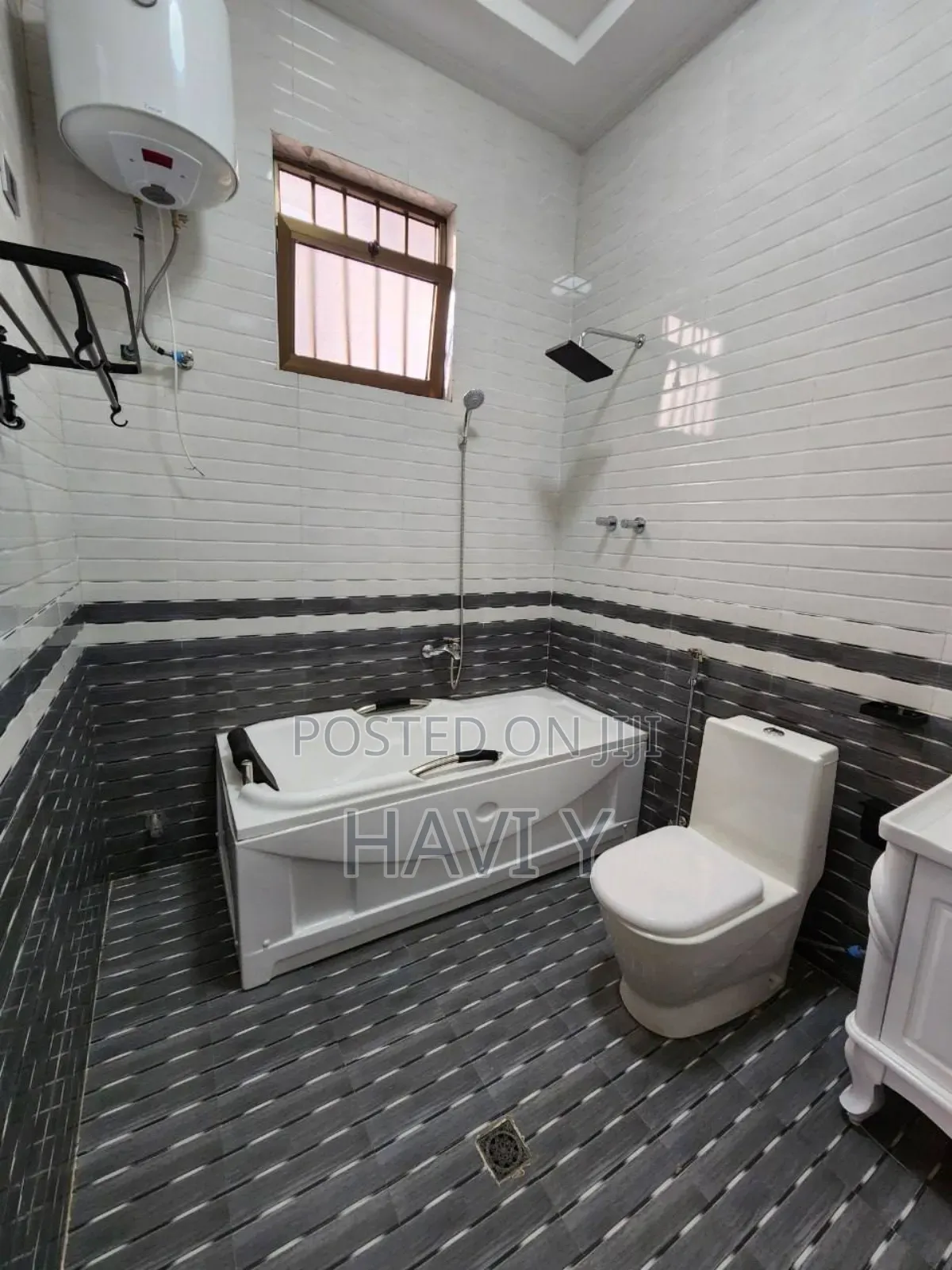 Furnished 8bdrm House in Akaky Kaliti for sale