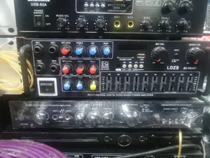 Audio Amplifier With Mixer