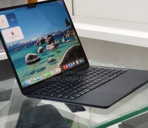 New Laptop Apple MacBook Air 2024 M3 13-inch 16GB Apple M3 SSD 512GB