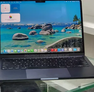 New Laptop Apple MacBook Air 2024 M3 13-inch 16GB Apple M3 SSD 512GB