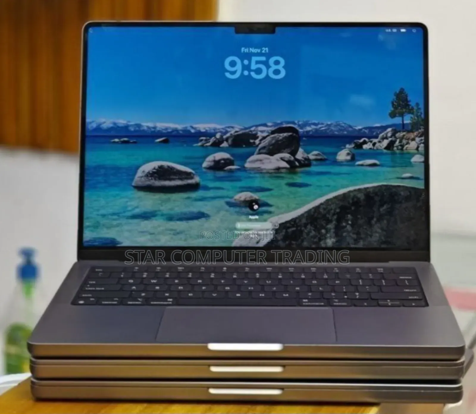 New Laptop Apple MacBook Pro M1 16GB Apple M1 Pro SSD 512GB