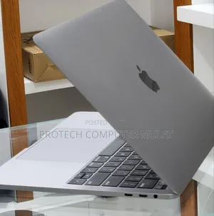 New Laptop Apple MacBook Pro M1 16GB Apple M1 SSD 256GB