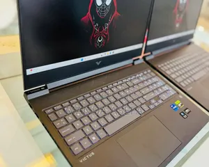 New Laptop HP Victus 16 16GB Intel Core i7 SSD 1T