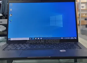 New Laptop Dell 16GB Intel Core i5 SSD 512GB