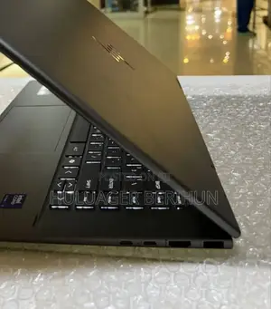 New Laptop HP Envy X360 16GB Intel SSD 512GB