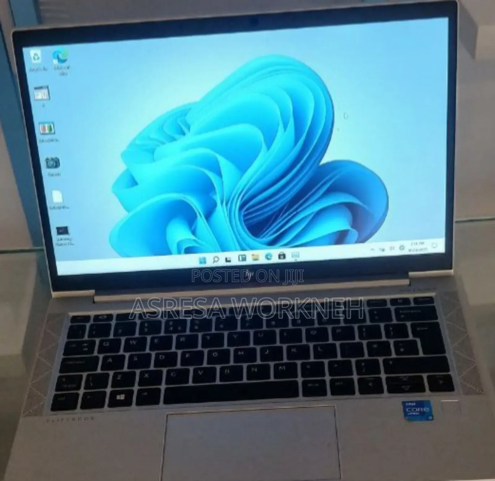 New Laptop HP EliteBook 830 G8 8GB Intel Core i5 SSD 512GB