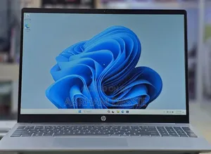 New Laptop HP 16GB Intel Core 5 SSD 512GB