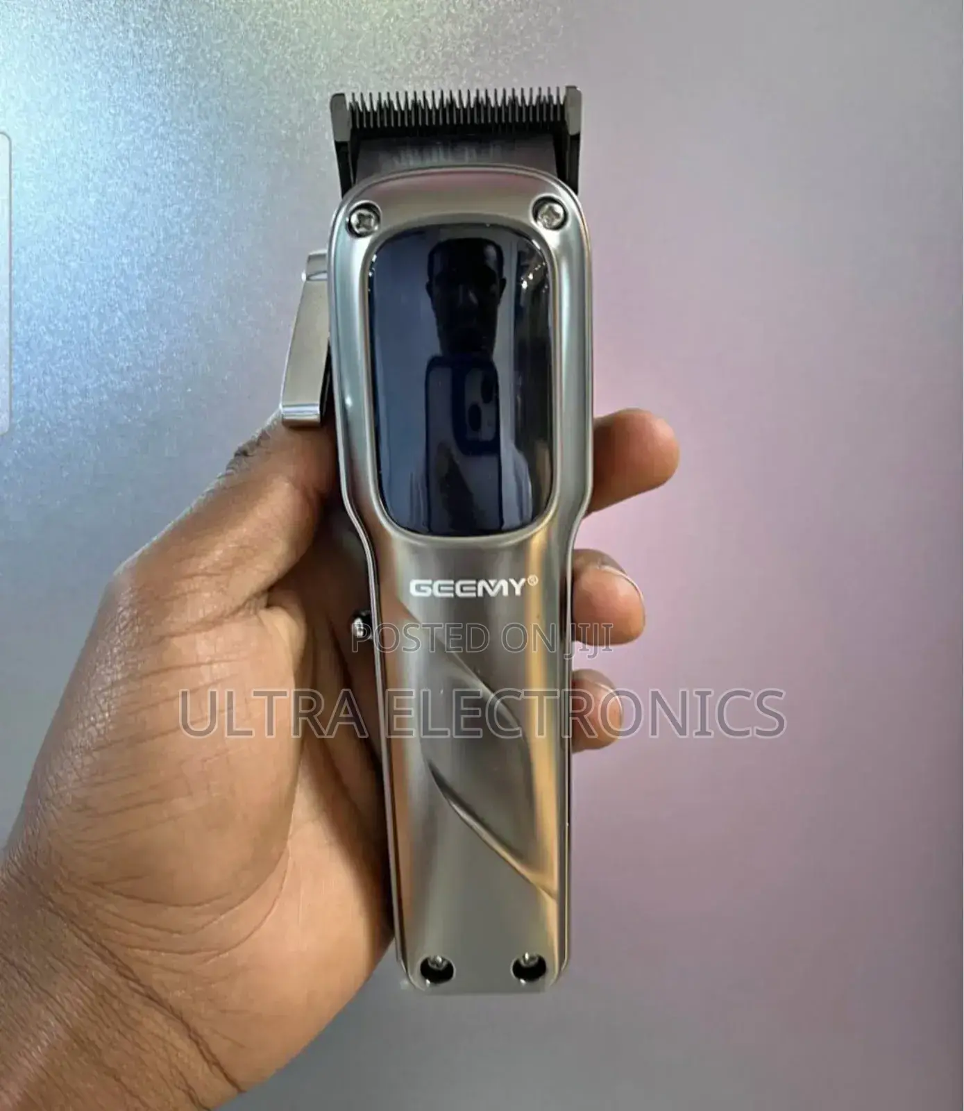 Geemy Gm-8051 Is a Professional Electric Hair and Beard Clipper 2