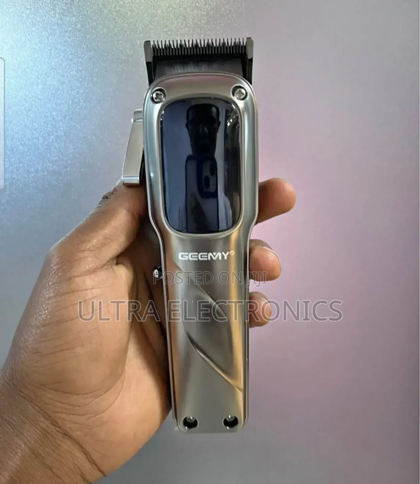 Geemy Gm-8051 Is a Professional Electric Hair and Beard Clipper 2