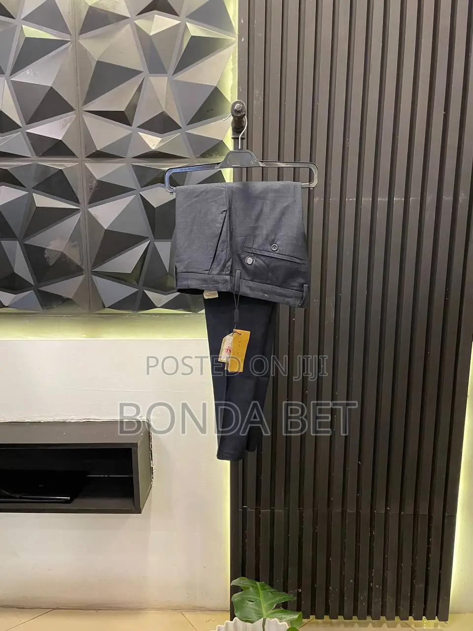 Trousers 1ኛ ኳሊቲ የጨርቅ ሱሪዎች