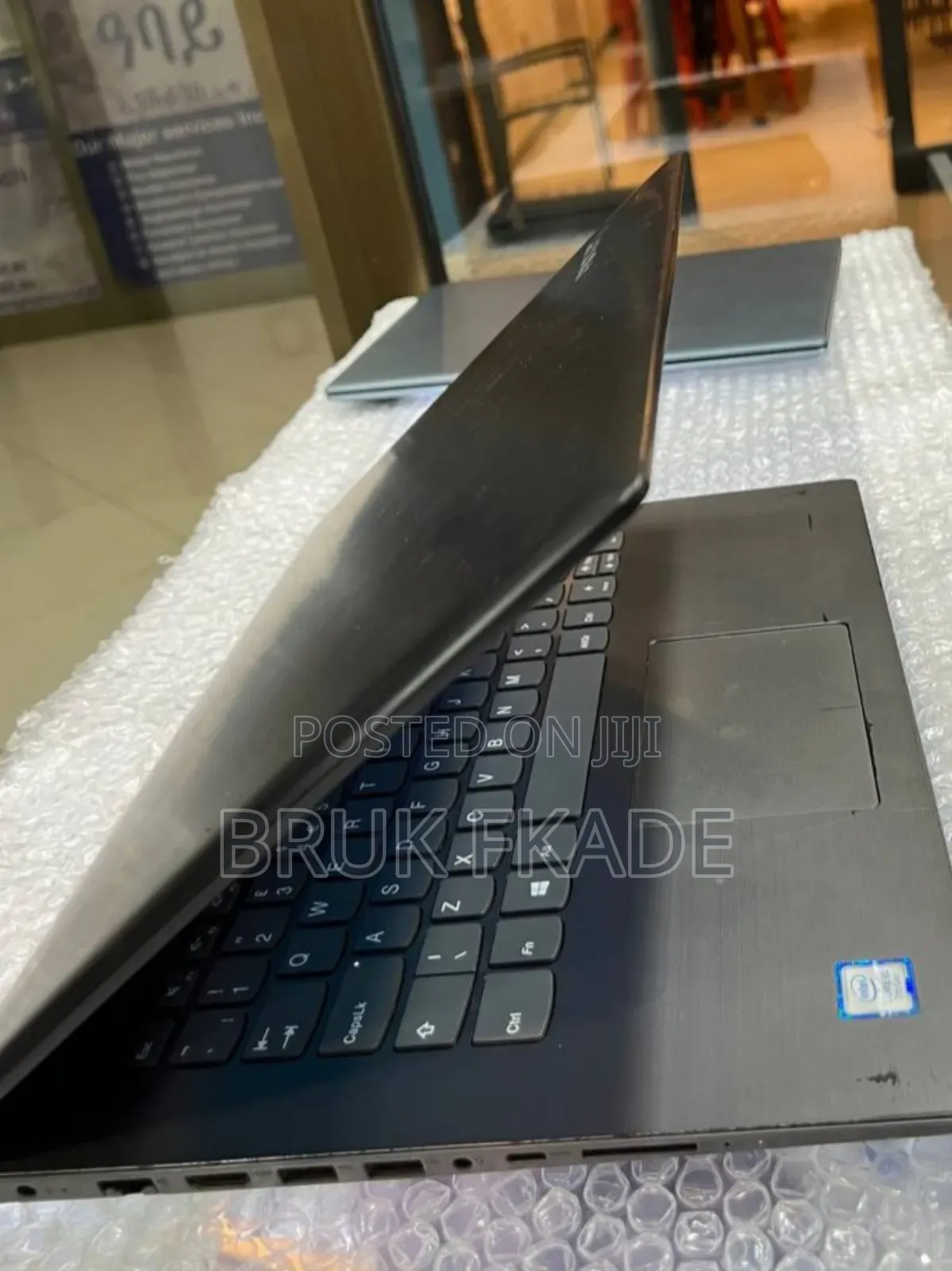 New Laptop Lenovo IdeaPad 320 4GB Intel Core i5 SSD 1T