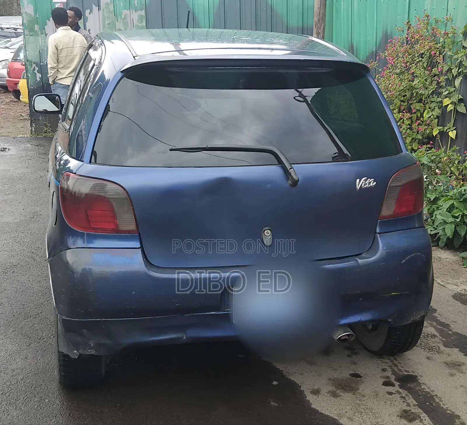 Toyota Vitz 2000 Blue
