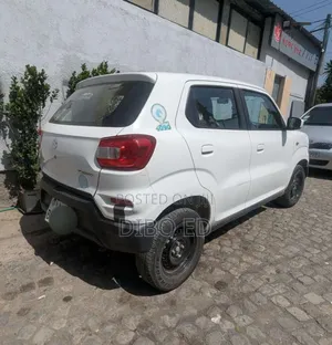 Suzuki S-Presso 2021 White