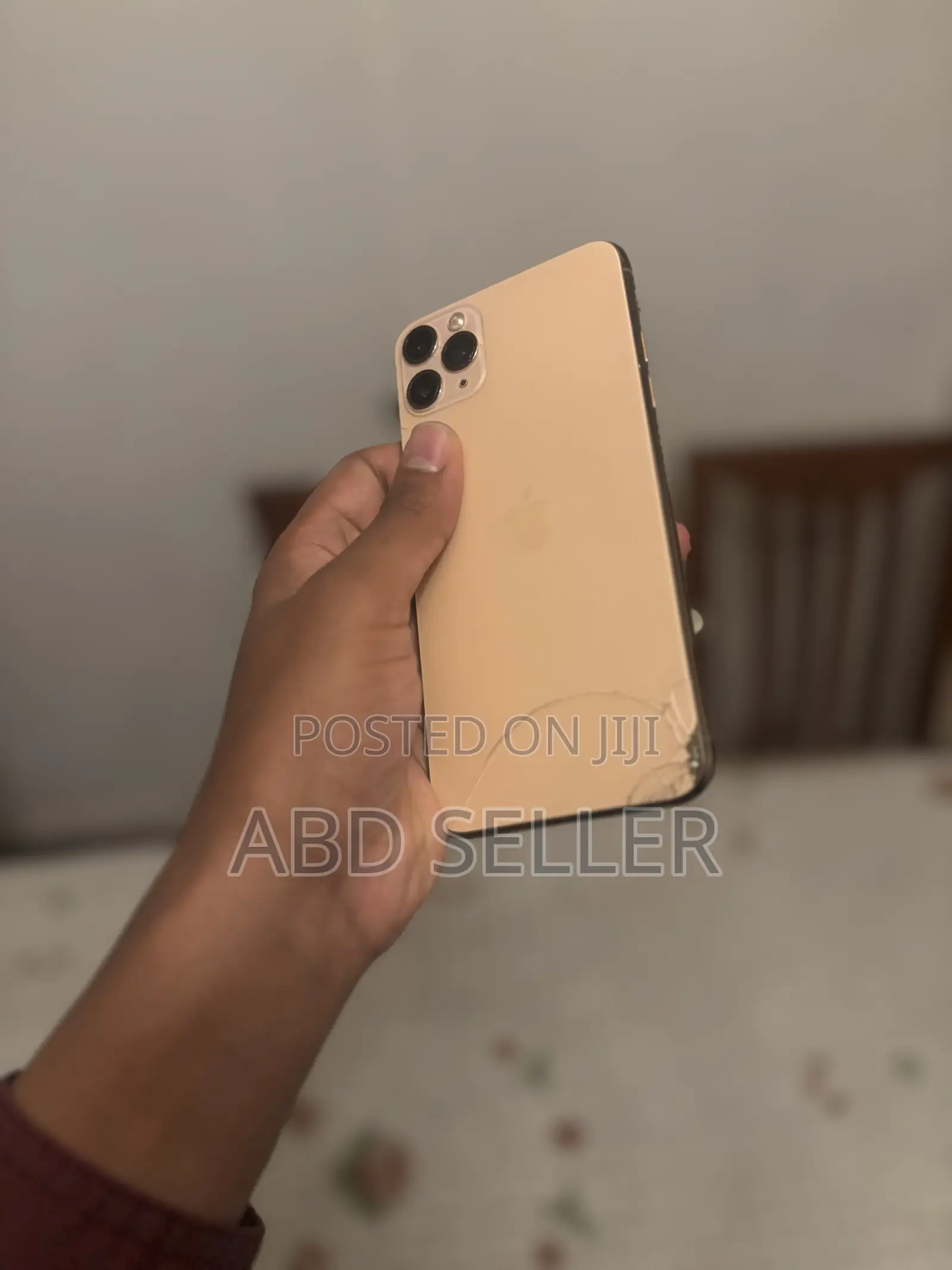 Apple iPhone 11 Pro Max 64 GB Gold