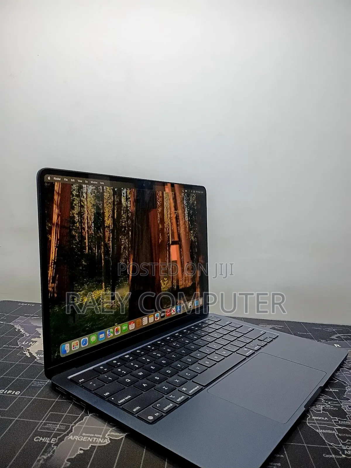New Laptop Apple MacBook Pro 2024 M4 14-inch 16GB Apple M4 SSD 256GB