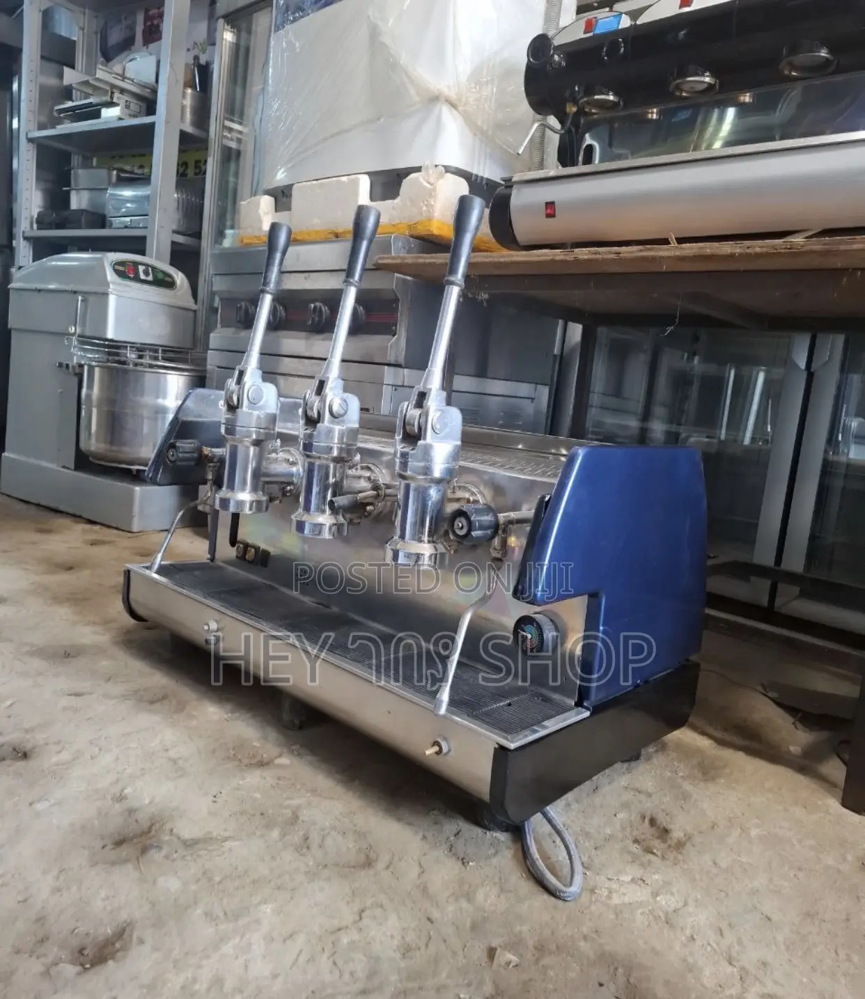 La Pavoni Manual Coffee Machine / ማንዋል የቡና ማሽን