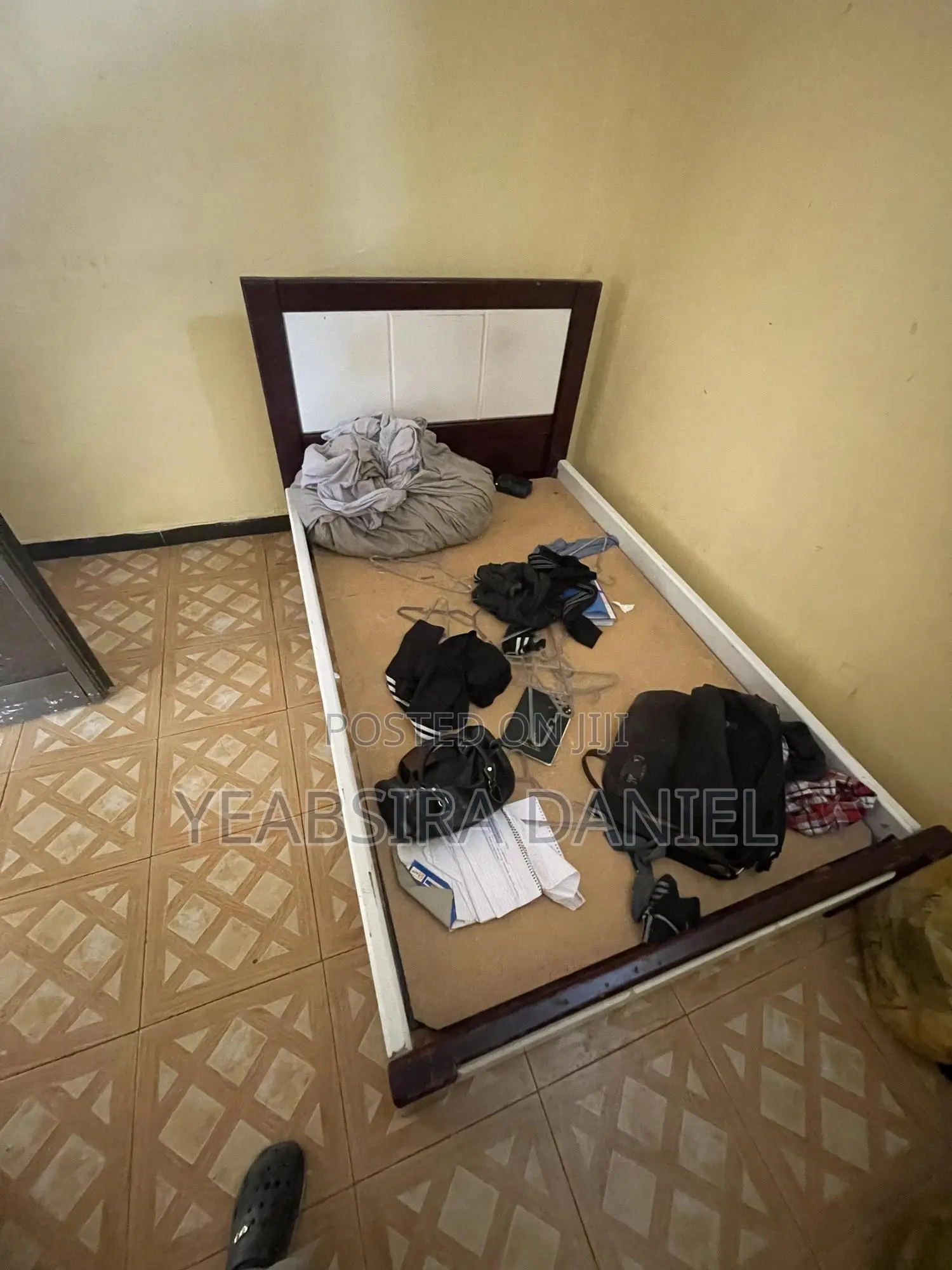 1:20 አልጋ Bed 1:20 Meters