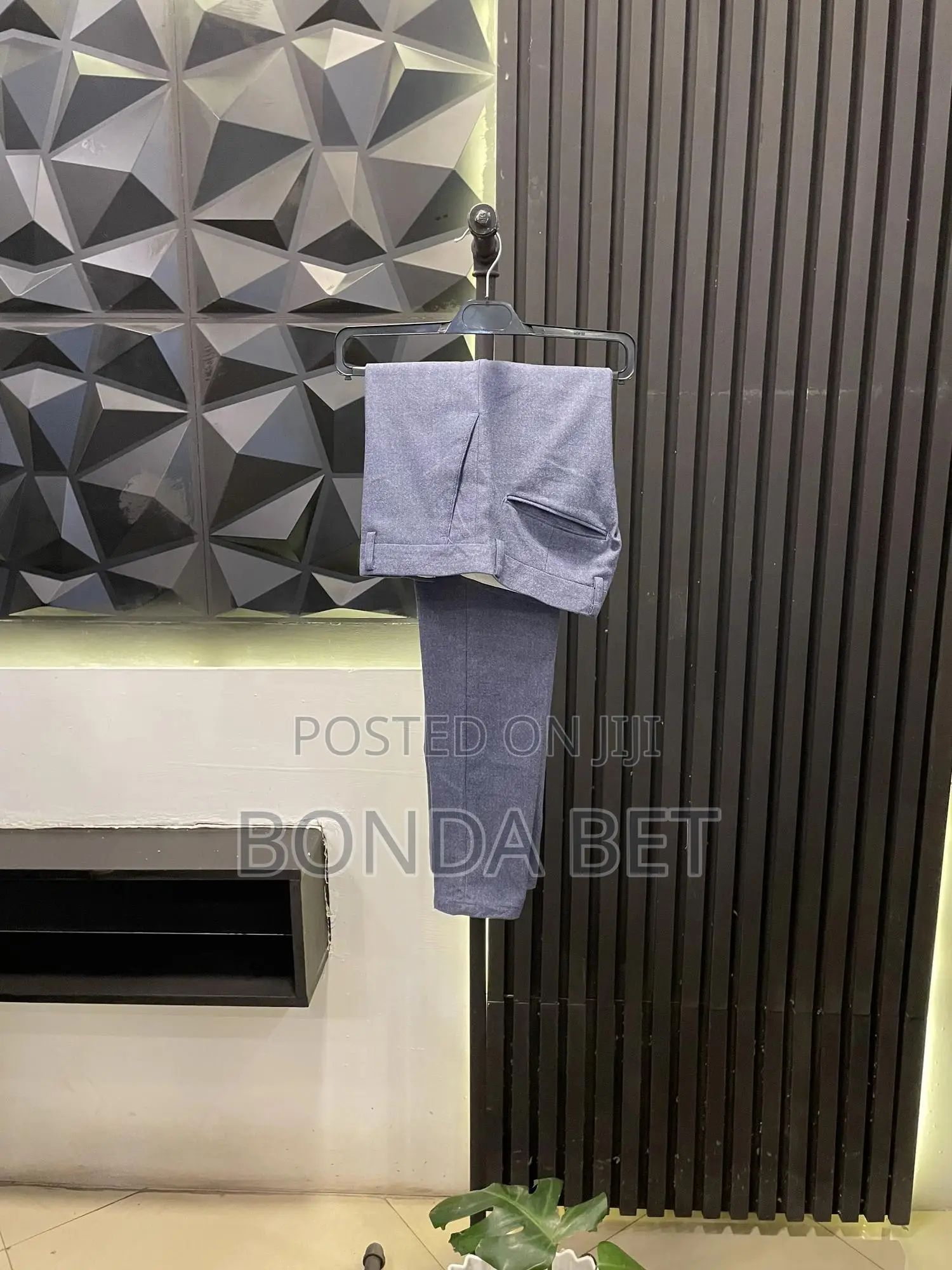Trousers 1ኛ ኳሊቲ የጨርቅ ሱሪዎች