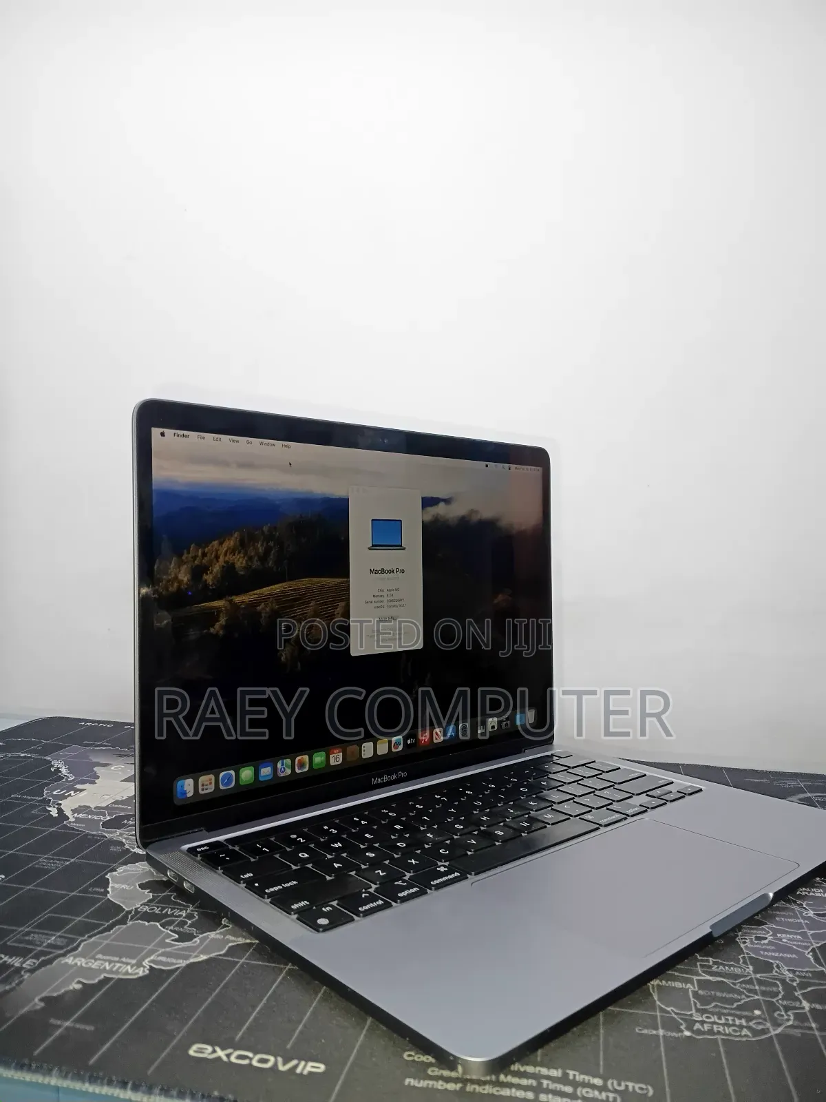 New Laptop Apple MacBook Pro 2022 M2 8GB Apple M2 Ultra SSD 256GB