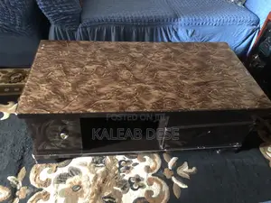 Salon Table