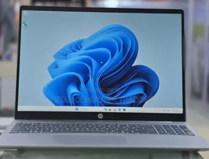 New Laptop HP Pavilion 15 16GB Intel Core Ultra 5 SSD 512GB