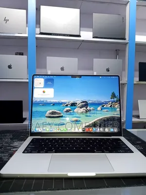 New Laptop Apple MacBook Pro M1 16GB Apple M1 Pro SSD 512GB