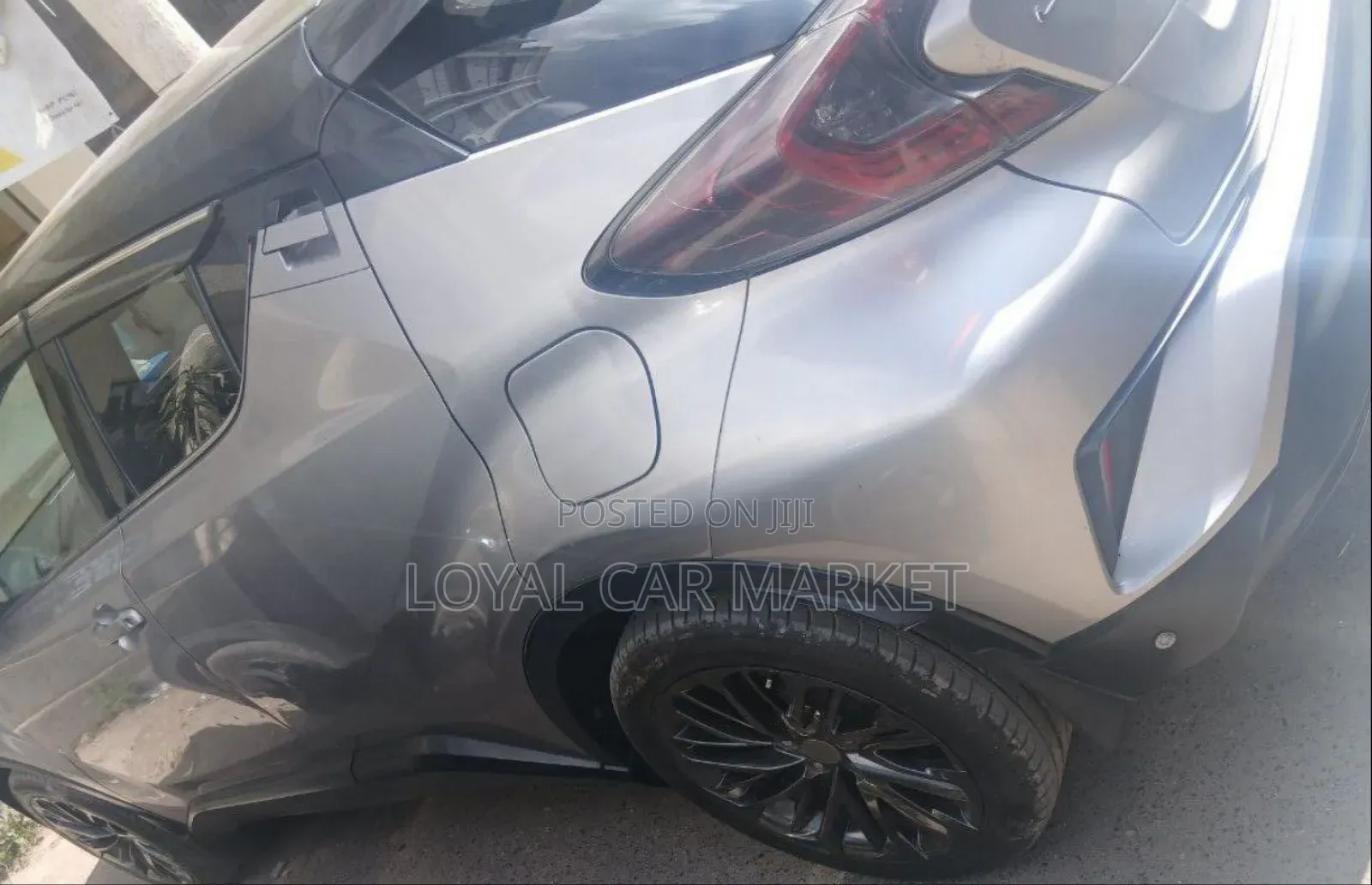 Toyota C-HR 2020 Gray