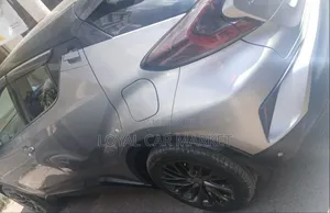 Toyota C-HR 2020 Gray