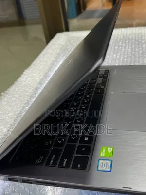 New Laptop Asus VivoBook 15 X505BA 8GB Intel Core i7 SSD 1T