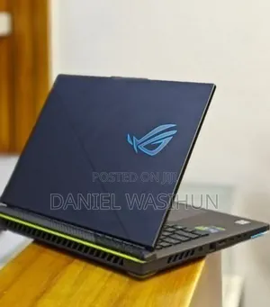 New Laptop Asus 16GB Intel Core i9 SSD 1T